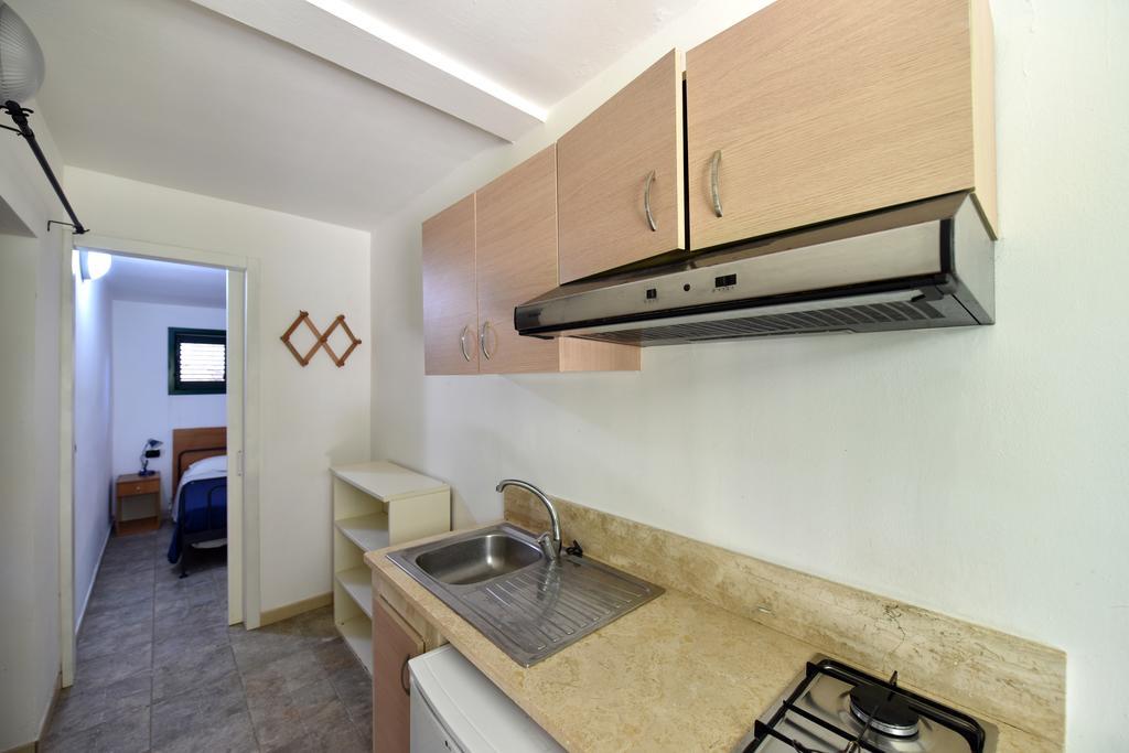 Hôtel Camping La Vecchia Torre à Gallipoli Extérieur photo